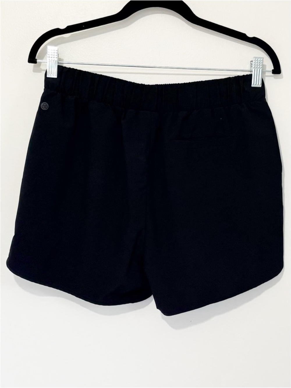 ZELLA Black Running Shorts Medium Zip Pocket Athletic Activewear - Picture 2 of 7